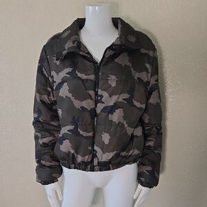 Wild Fable Camouflage Puffer Jacket